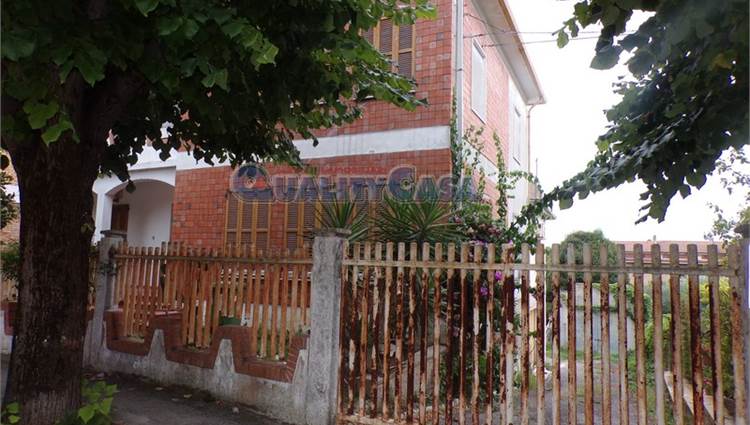 Esterno